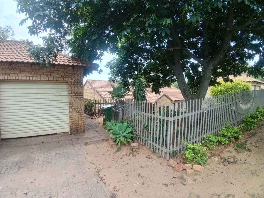 4 Bedroom Property for Sale in Cashan North West